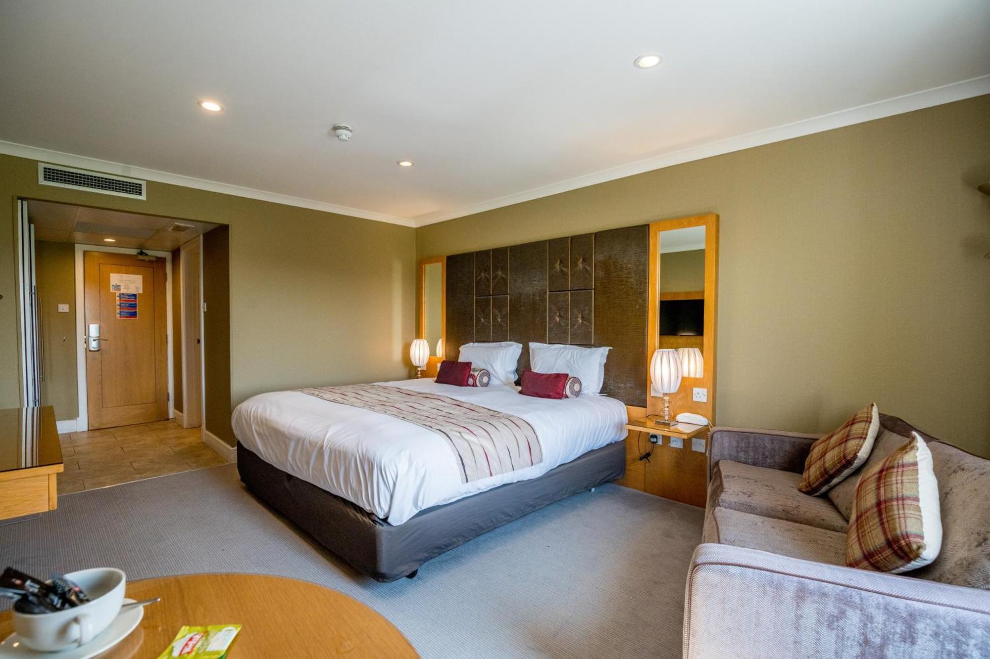 The Plough Inn ลานเดโล ภายนอก รูปภาพ