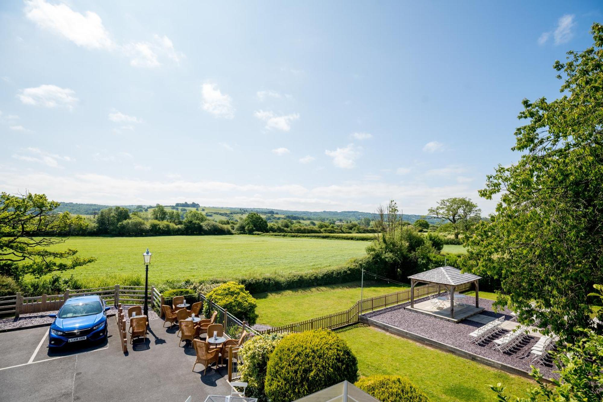 The Plough Inn ลานเดโล ภายนอก รูปภาพ
